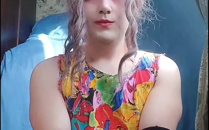 Kitty_Cross: Twerking Bílý Zadek Crossdresser Sissy Amatér Gay