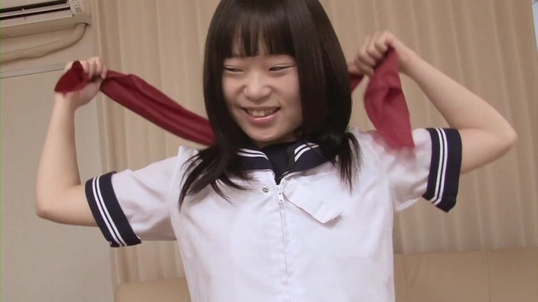 Japan Lust: Hottie in universiteitsuniform wordt vernield