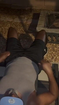 Tôi và homie của tôi đã trong một biceps nhanh chóng và bê tập luyện sau khi vegas giành chiến thắng đêm qua