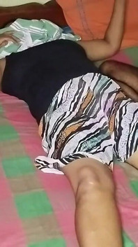 Sri Lankan Couple Feet Sex Boobs Suck with Breast Massage Closeup Dick Sucking Blowjob and Dick Between Boobs Home Made Sex