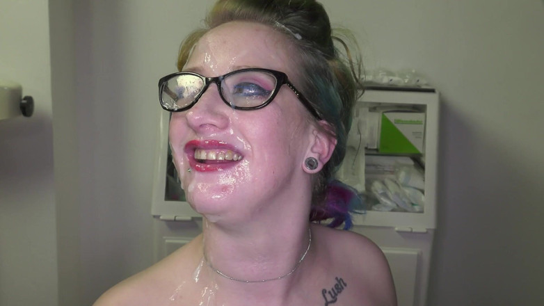Deutsche Omas: Hottie gets fucked deep after gagging on hard long cocks