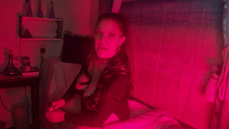 Coralyn Jewels Gems: La Señora Jewel Quiere Saber