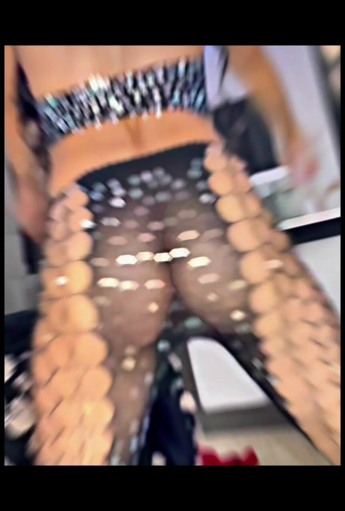 Alexa Skye: Twerking pantat itu