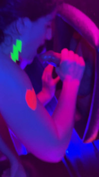 Pełne wideo - Gloryhole Glow Party - Cliff Media Productions