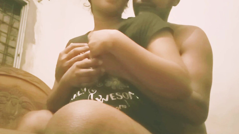 Shopna25: Bengali Shopna Bhabi rucha się z sąsiadem.