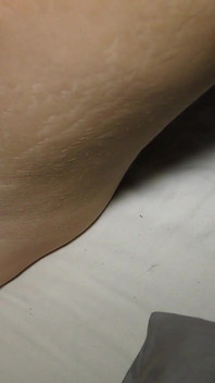 Sexy MILF Takes Massive Dildo