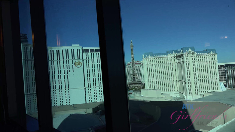 Classic ATK Girlfriends: वर्चुअल वेकेशन लास वेगास सोफिया लियोन 3/3