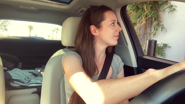 Nadia Foxx: Boşalma *utanç verici* bir Starbucks Drive Thru'da sert (gür kontrol bölüm 2)