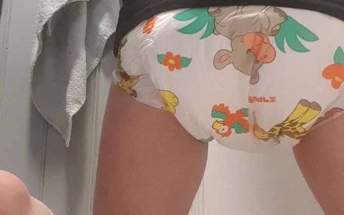 Diapers and wet pants! - My ABDL Page: Bagnato e disordinato nel safari di rearz