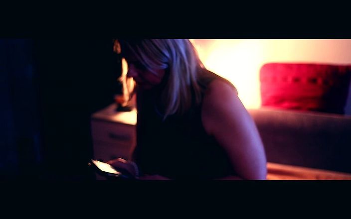 Vicky Wilfing: Vicky Wilfing and Roco Fucking Hard