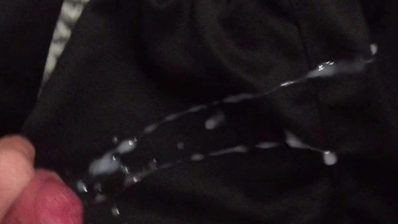 Dinar: Sborra con un cazzo mostruoso