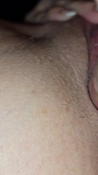 Memek becek tante super sange ini dicrot di dalam - close up