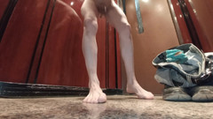 Dan Eagle: Svlékání na výtahu