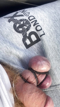 KinkMitch: Une autre journée dans la voiture