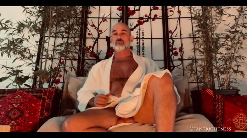 Tantric Fitness: सुबह हस्तमैथुन ध्यान