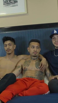 2 Cholos pieprzyć i hodować mięśnie tyłek Hardcore Gay Sex Hungpapi