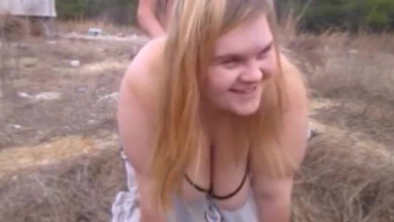 Fat House Wife: Gav henne en analchocker fick henne att hoppa gråtande målsmärta...