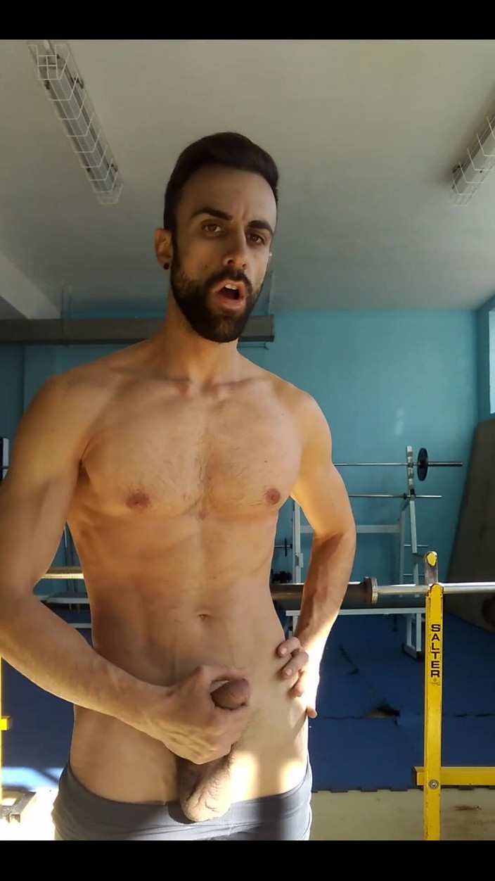 Zeus Ray: Quer ser fodida na academia?