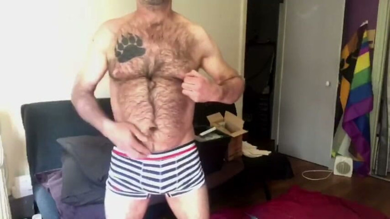 Portugaycho: Exhib a prsa