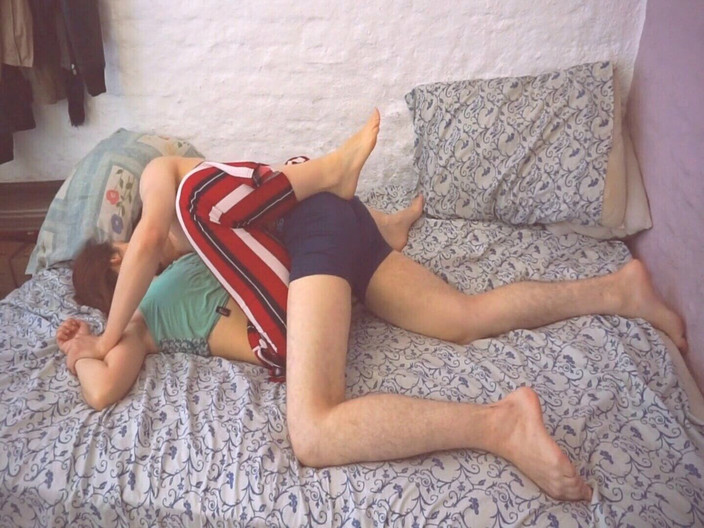 Kyle Smith: Creampie po horkém drsného sexu - teenka s velkým zadkem dostane...