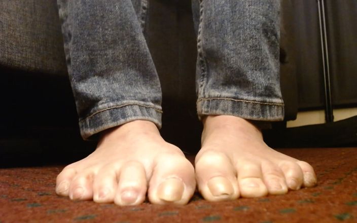 Abby Anna: Toe Fetish Membentangkan, Mengusik, Kuku Jari Kaki Tidak Dimansuhkan