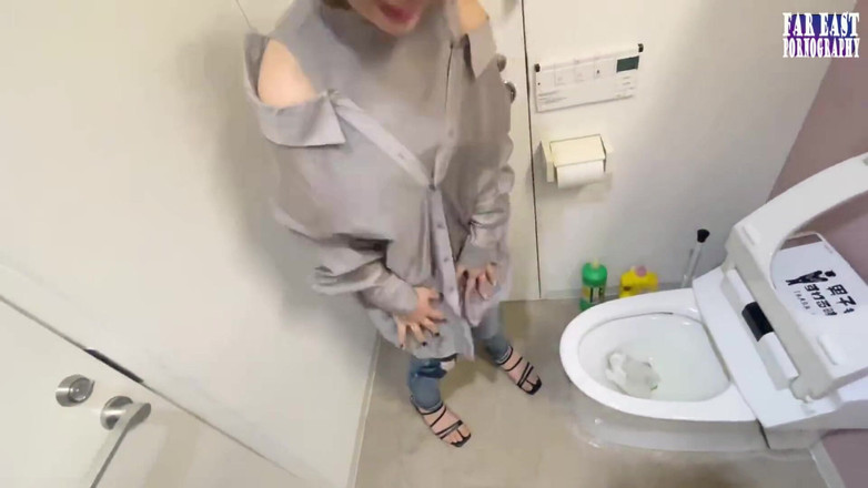 Far East pornography: Stream Journey como uma beleza esbelta domina a emoção de...