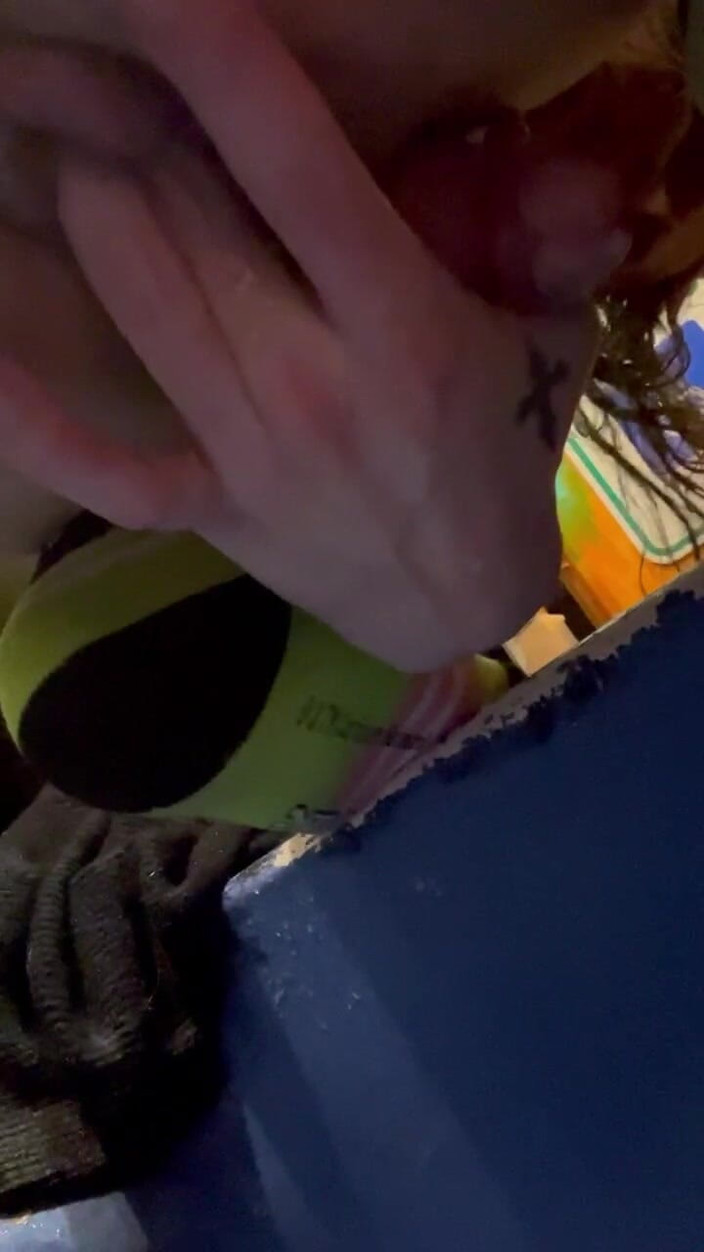 Nordic roots anal solo: Palec jebanie rozdziadzony dupek