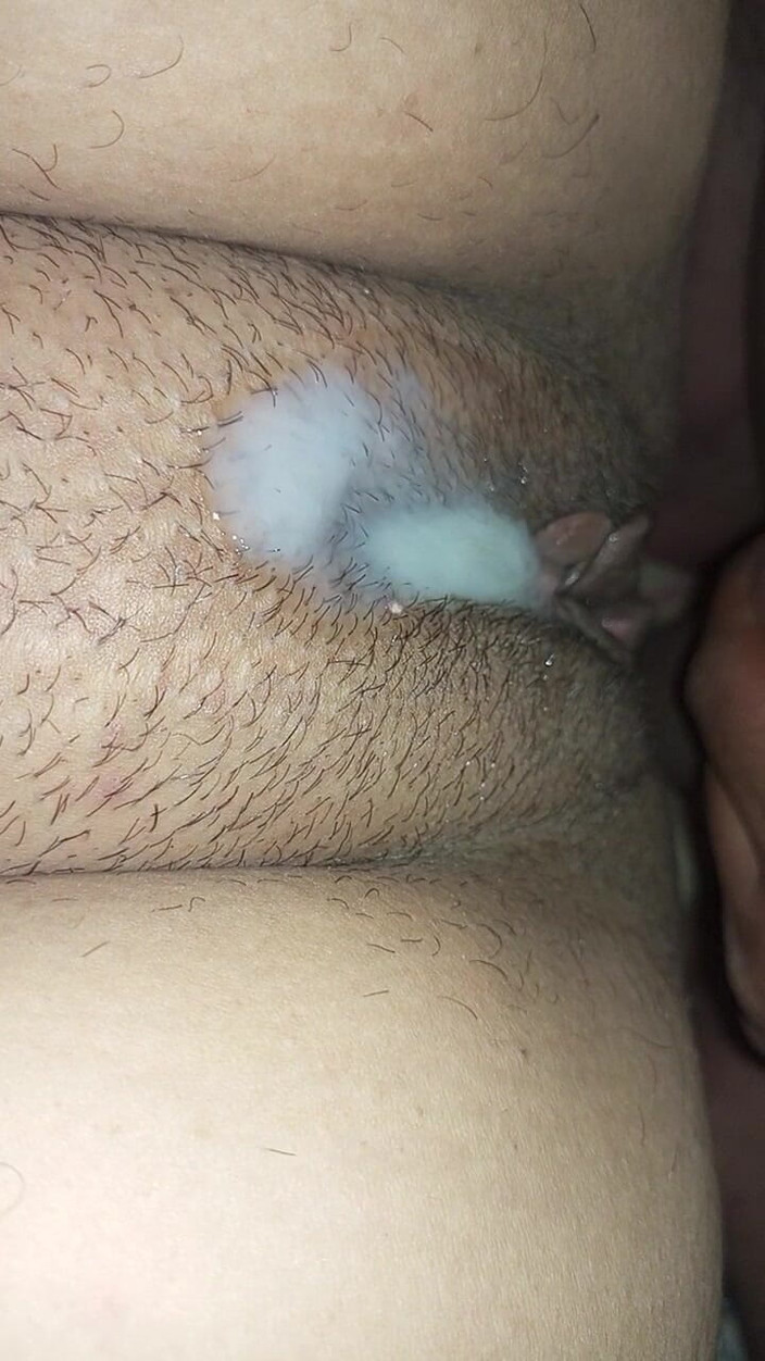 Lubnawife: पाकिस्तानी पत्नी अपने पति को चोद रही है