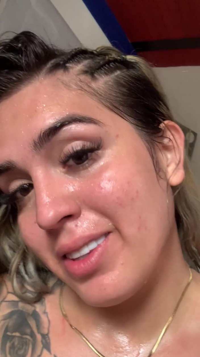 Dannax love: Egzersiz yaparken mastürbasyon yapıyorum!