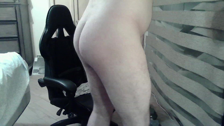 Himbo_Fox: 筋肉質でセクシーなカムボーイが脚を動かす