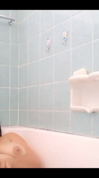 Non avevo dimenticato i miei amanti delle gambe!