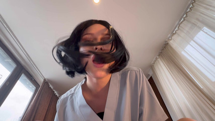 Alexa Poshspicy: 理学療法士がサッカー選手の緊張をほぐすのを手伝います