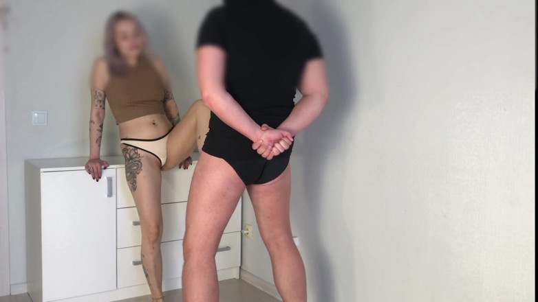 Amateur_fetish: Teen ballbusting 3 | Angle 2