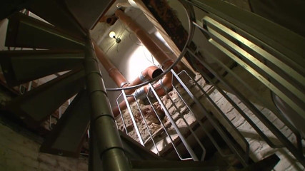 Absolute BDSM films - The original: Ponížená svázaná žena ve sklepě