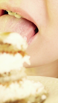 Devour and Food Fetish: Eating Mouth Tour
