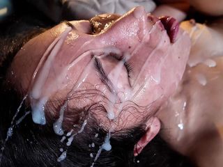 BukkakeOrgy: Bữa tiệc đụ bukkake thô bạo đầu tiên của cô ấy hoan lạc...