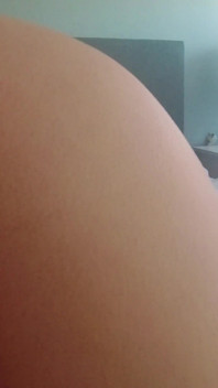 MILF on All Fours Gets a Hot Creampie
