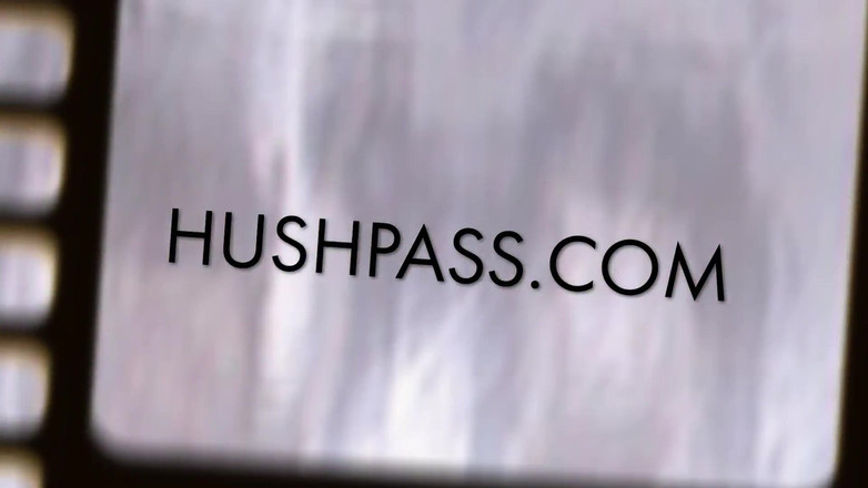 Hush Hush Entertainment: Teen Amia Miley hraje ve velkém čůrákovi, drobná kundička