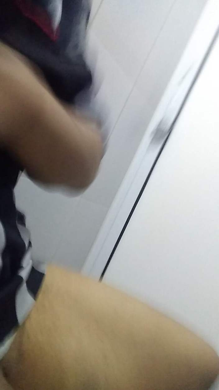 AlexAlejandro13: Bekerja