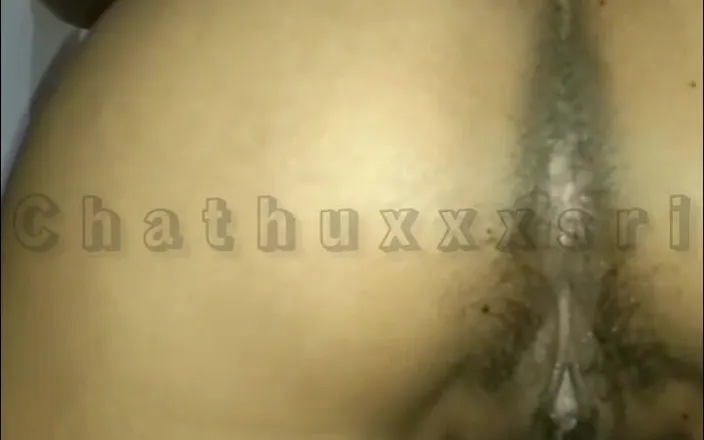 Chathuxxxsri: My Pussy Make Pee and Creampie