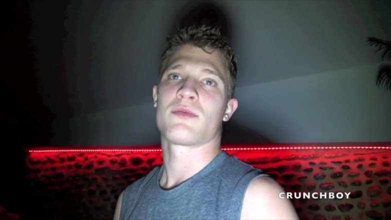 Crunch Boy: Arab slut fucked by the big cock of Kameron Frost