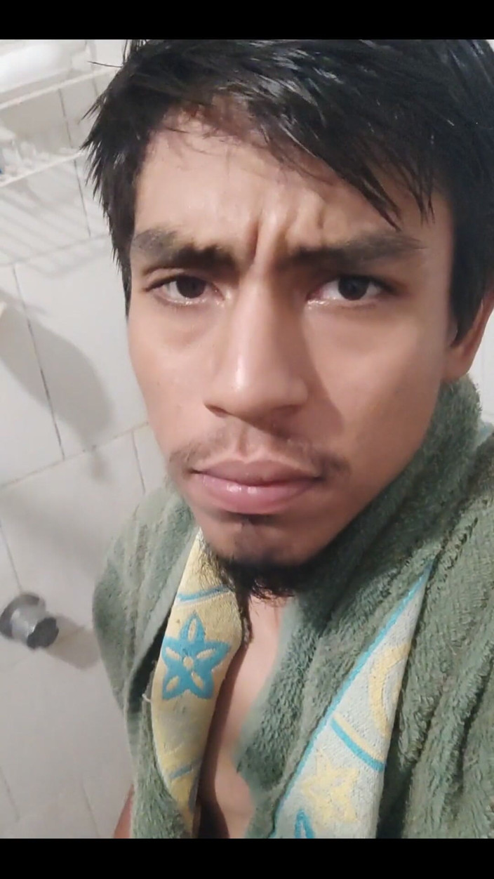 Alex Alejandro: Before Showering