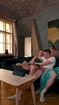 За лаштунками s6e4 ч. 2: що відбувається, коли мачуха дивиться порно з моїм чоловіком позаду на мені?