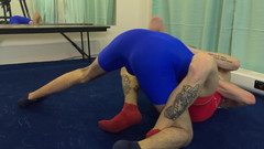 Falcon Al: Atletická Twinks wrested a nepostřehnutě nadržená se proměnila v šukání