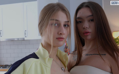 Sasha Paige: Azgın genç kız, babayla sert ve sert bir seksten sonra...