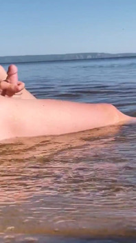 Masturbacja na plaży