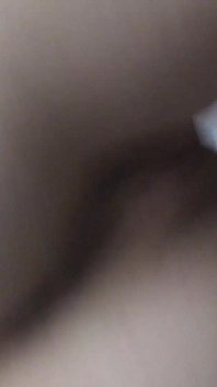 Fingering lubang pantatku sampai orgasme