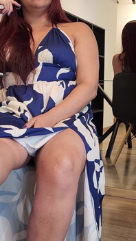 Profesoară italiană sexy de clasă se termină în venerarea picioarelor și labă cu sexy plină de spermă