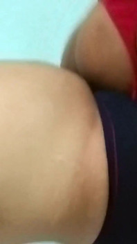 Sexy manželka má žhavý sex se svým kolegou