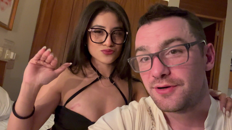 Andres Acosta: Trip to the Sex Shop in Cancun with Petite Mexican...